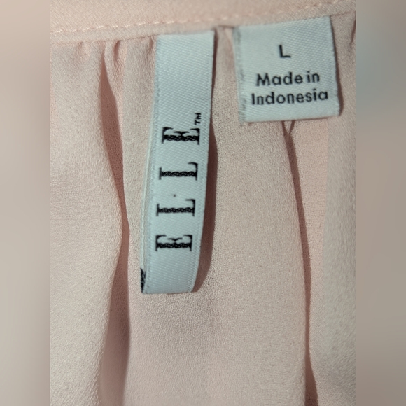 Elle Blush Ruffle Blouse - Picture 4 of 7